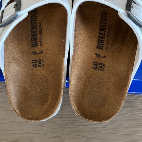BIRKENSTOCK AZ SOFT BED SANDAL IN EXCELLENT CONDITION! ONLY WORN A COUPLE TIMES! - Picture 3 of 7